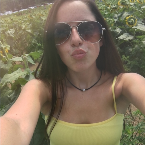 Meet your Posher, Skyler - Picture 1 of 1